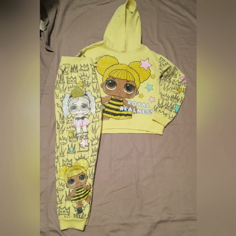L.O.L. Surprise! Girls Pullover Hoodie and Jogger Clothing Set